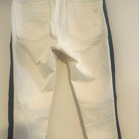 Jeans - Picture 3 of 4